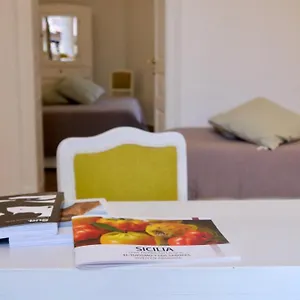Bianko Ecochic & L'angolo Di Levante Enna